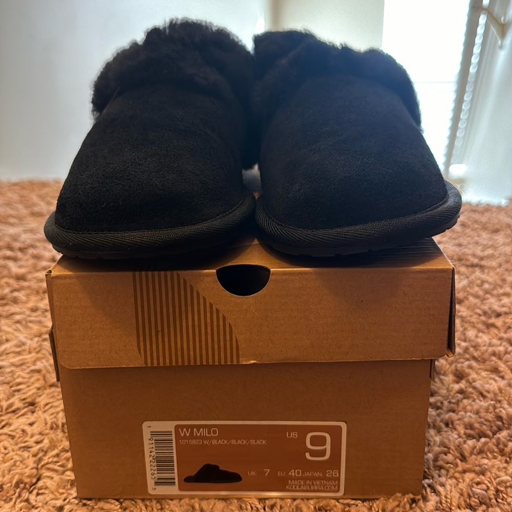 Koolaburra by Ugg slippers